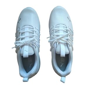 men's size 11.5 PUMA axelion sneakers